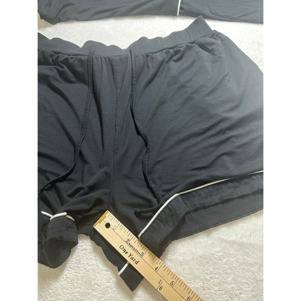 Cozy Earth Short Sleeve Knit Pajamas Shorts Set Sze XXL Black White Piping EUC - Picture 5 of 8